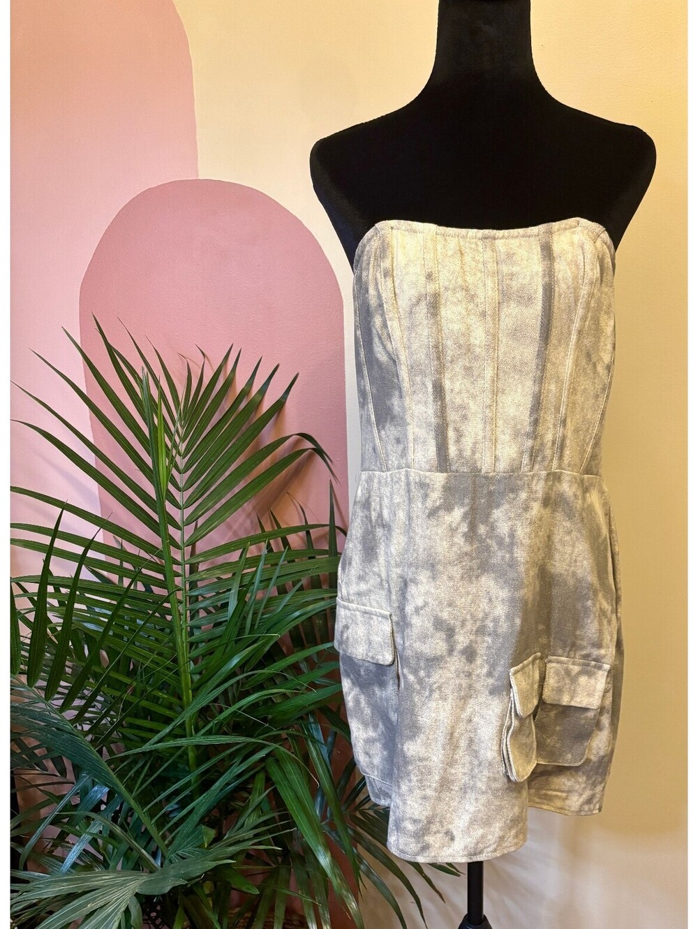 Pretty Little Thing Tube Dress Stonewash Denim Cargo Pockets NWT Women's Size 8